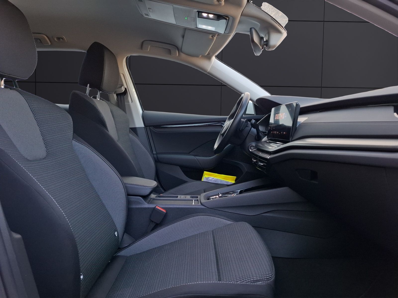 Fahrzeugabbildung SKODA Octavia Combi TDI Ambition DSG LED Navi ACC PDC