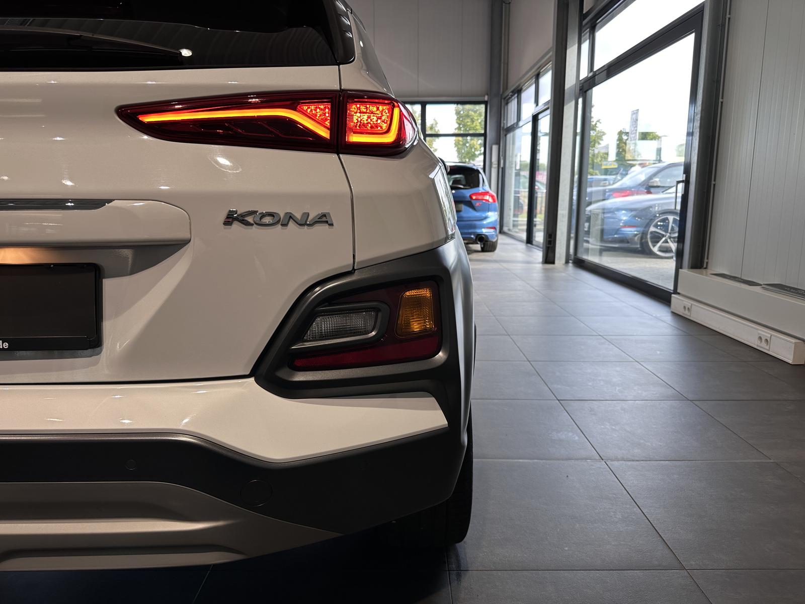 Hyundai Kona Premium 2WD *LEDER, HUD, RFK, DAB, KRELL*