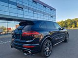 Porsche Cayenne Turbo - Porsche Cayenne: Turbo