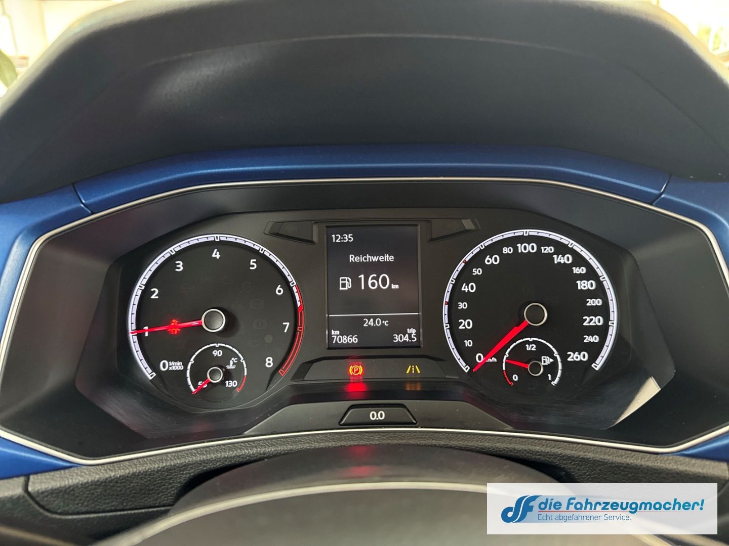 Fahrzeugabbildung Volkswagen T-Roc Style Mehrzonenklima Ambientebeleuchtung S