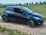 Mazda 2 schwarz. - Mazda aus 2011: Mazda2