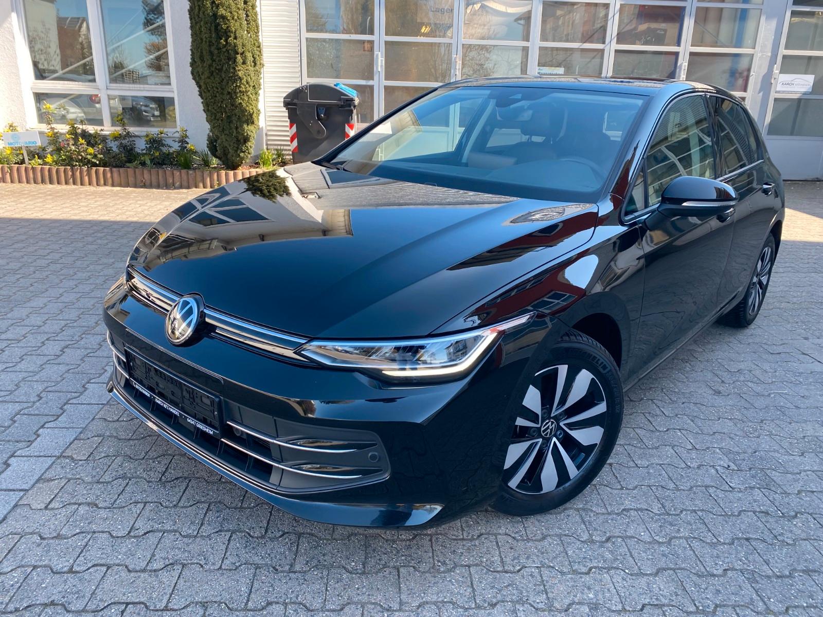 Volkswagen Golf VIII Lim. 1.5 eTSI Goal/Automatik/Navi