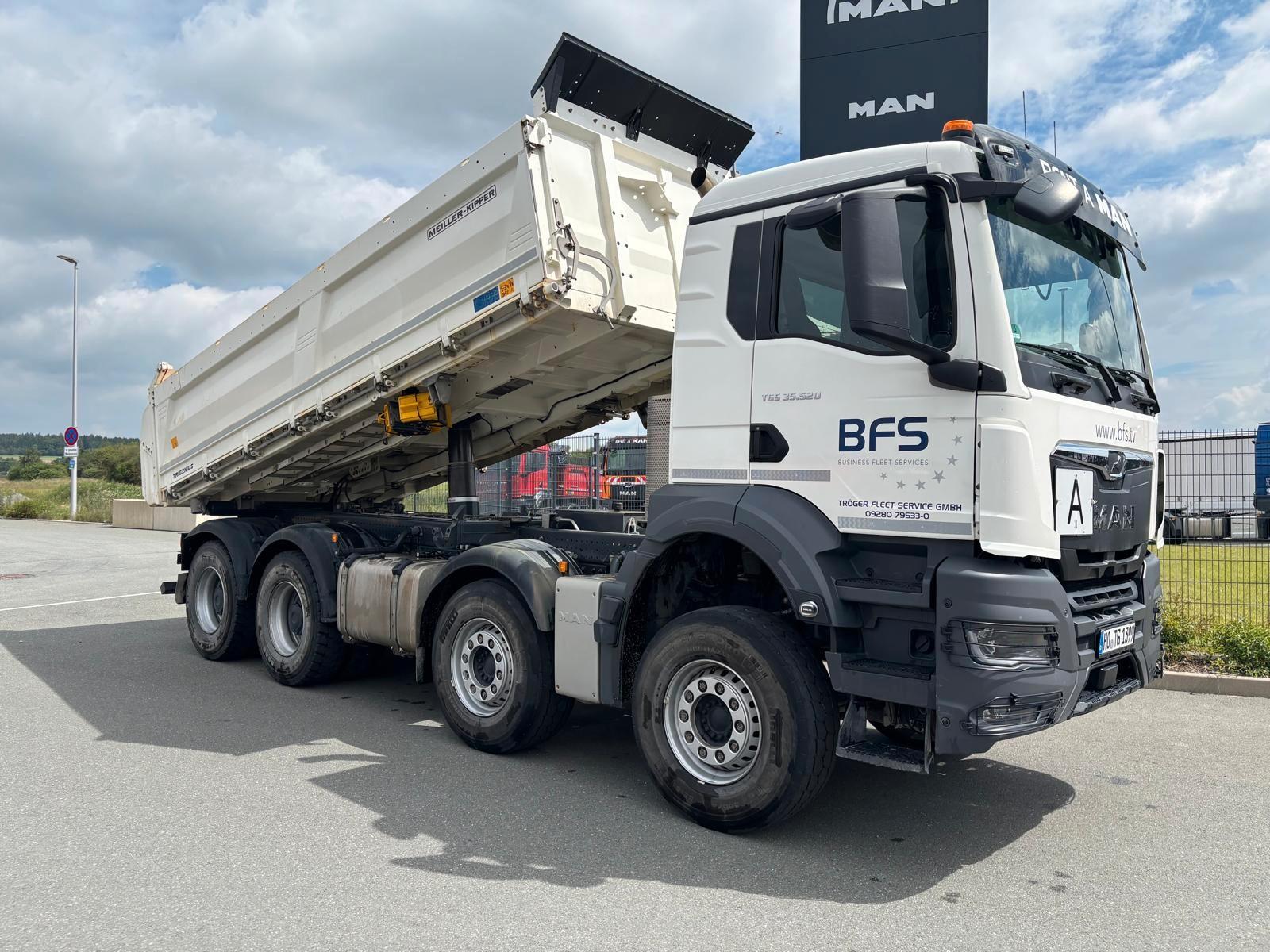 MAN TGS 35.520 8x4 BB CH Kipper Trigenius  Bordmatik