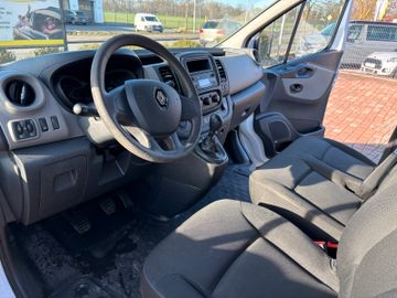Renault Trafic - 10