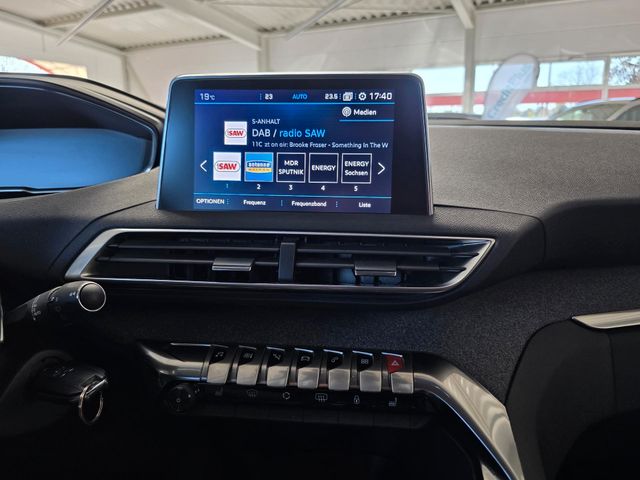 PEUGEOT 3008 — Foto 21