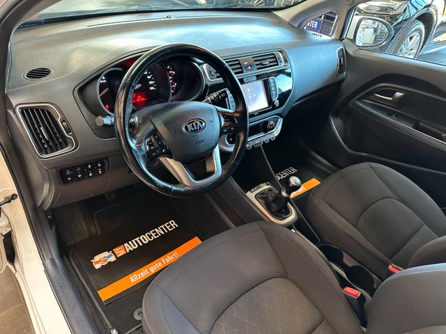 Kia Rio Dream Team *Kamera*Lenkradheizung*