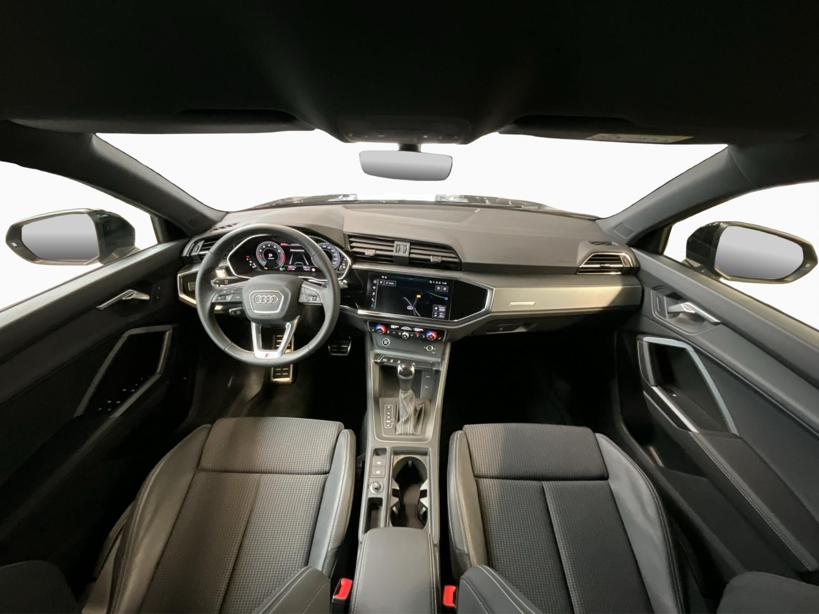 Audi Q3 SB+s-line+35TFSI+S-Tronic+P.Premium+Black-Sty imagem 2