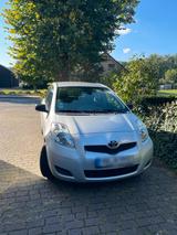 Toyota Yaris XP9 TÜV neu! - Toyota Gebrauchtwagen in Detmold