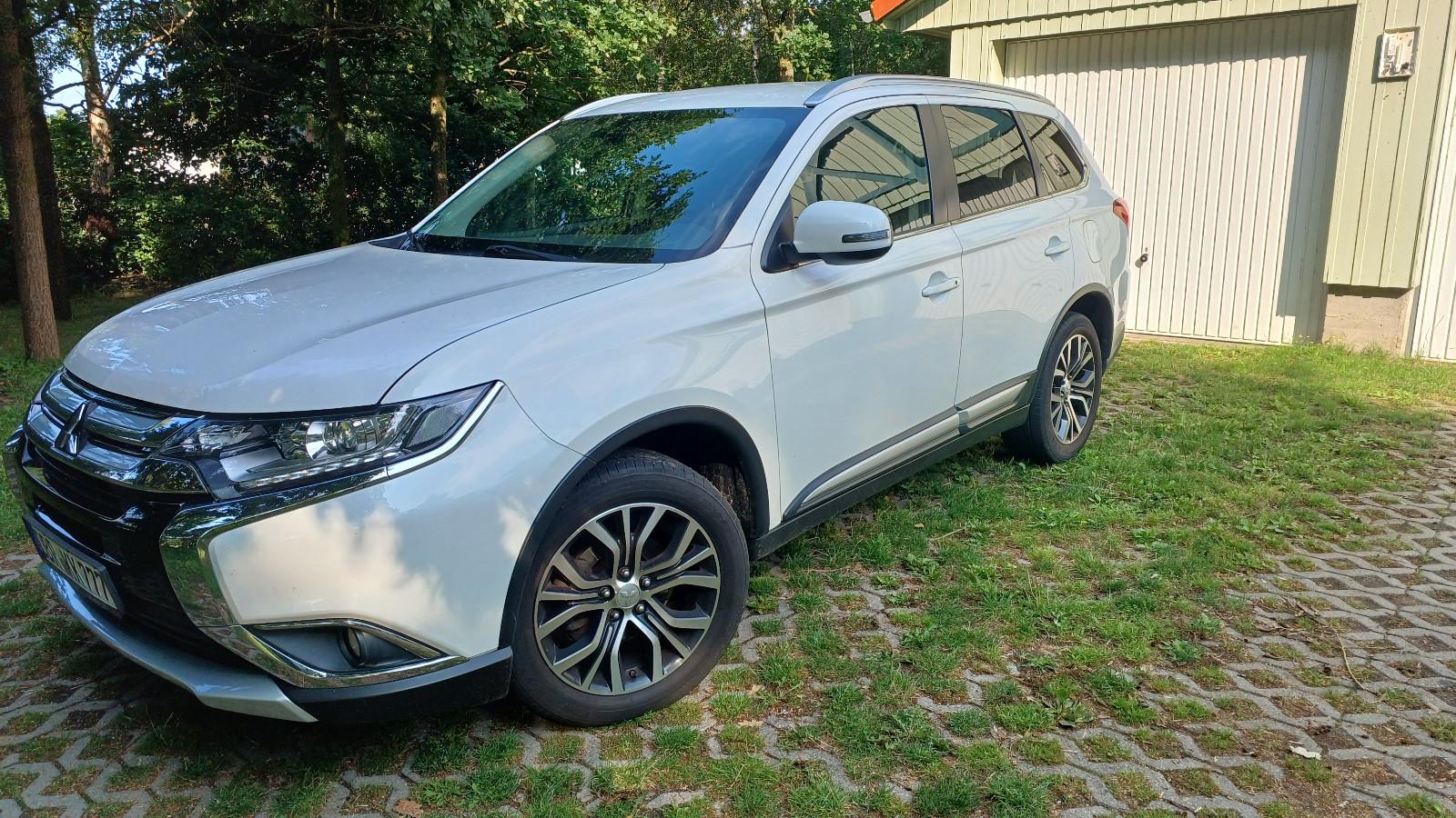 Mitsubishi Outlander 2.0 MIVEC Edition 100 ClearTec 2WD...