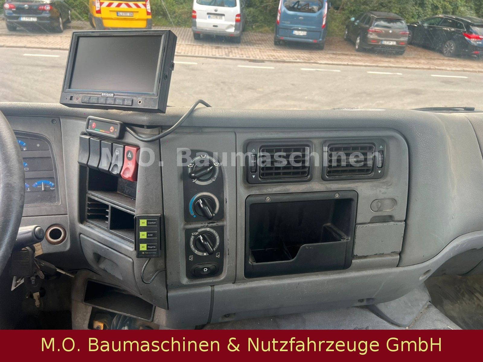 Fahrzeugabbildung Renault Kerax 370.26 / 6x4 /Alu Kipper /