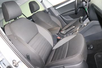 Fahrzeugabbildung SKODA Octavia 2.0 TFSI Combi DSG 4X4-Navi-Apps-DAB-LED
