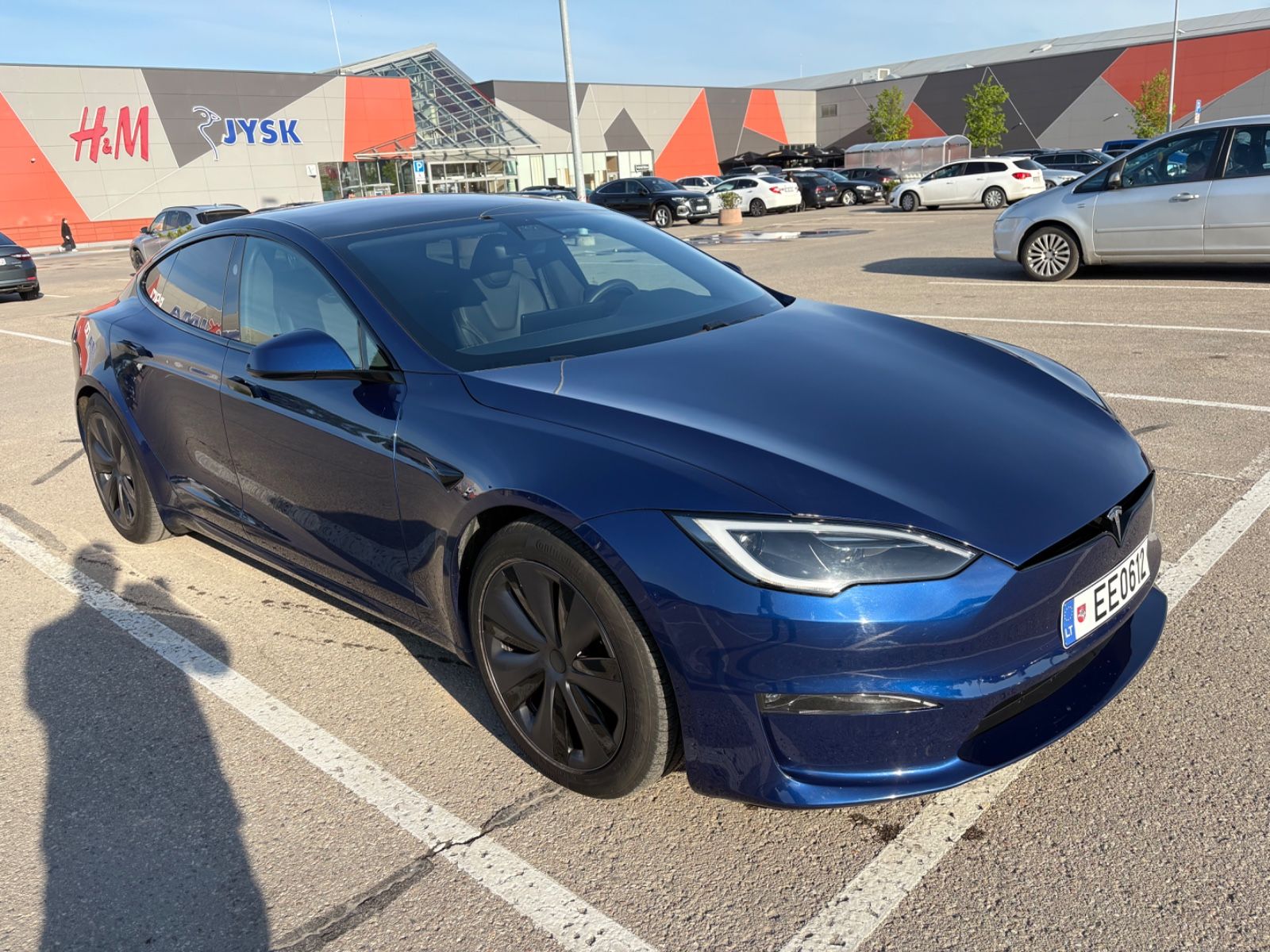 TESLA Model S