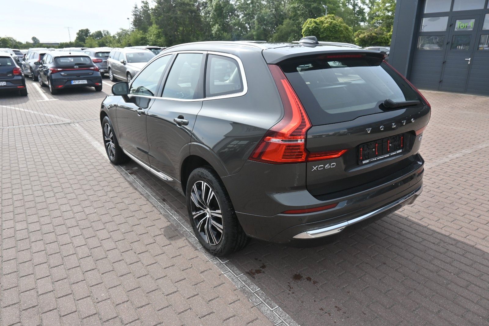 Fahrzeugabbildung Volvo XC60 B5 B Inscription AWD*PDC*AHK*FSHZG*