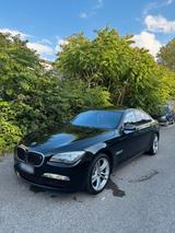 BMW 7er F01 730d M-Paket - BMW 730 in Köln