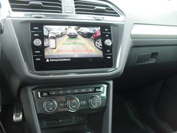 Volkswagen Tiguan - 11