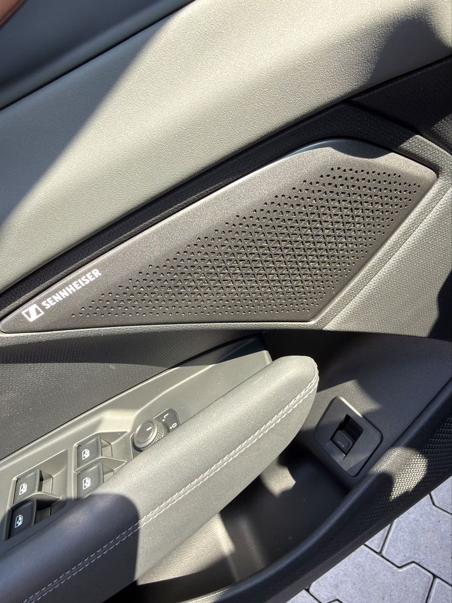 Иллюстрация автомобиля CUPRA Terramar 1.5 eTSIEDGE 360°SENN*19 "MEMORY*LED
