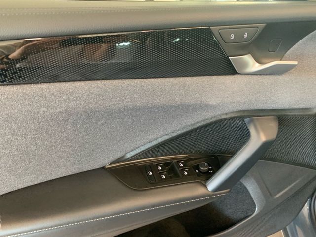 Tiguan 2.0 TDI +LED+KAMERA+AHK+NAVI+DCP+SITZHZG+