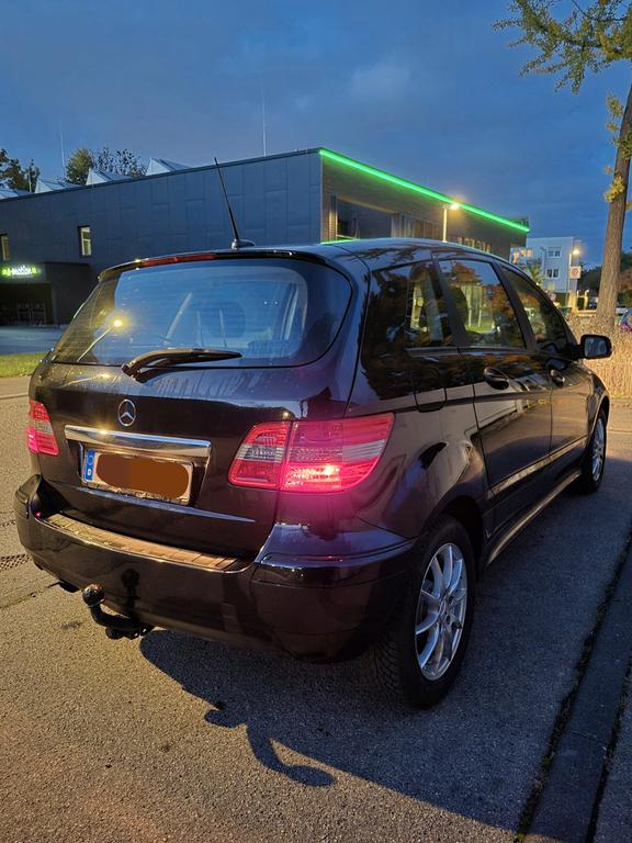 Mercedes-Benz B 150