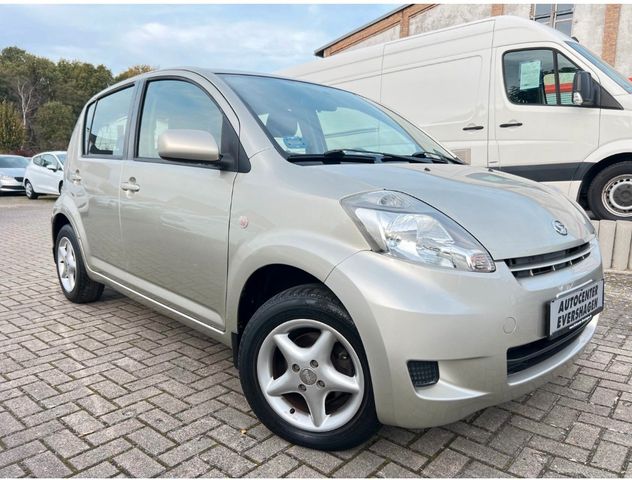 Daihatsu Sirion/Automatik/Klima/HU&AU NEU