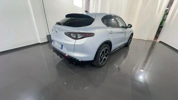 Alfa-Romeo Stelvio - 4
