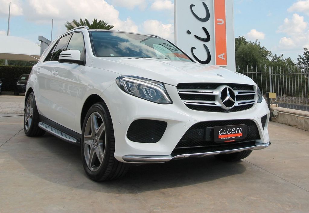 Image of Mercedes-Benz GLE 250