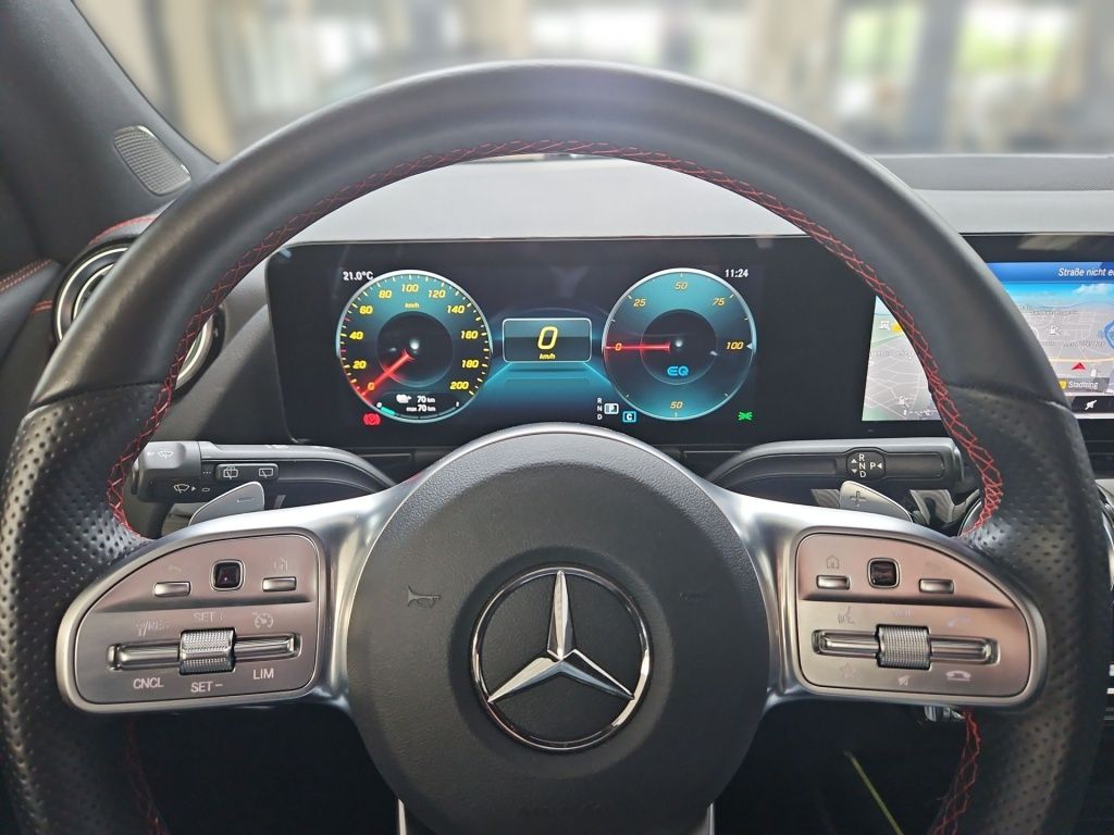 Fahrzeugabbildung Mercedes-Benz EQA 250 AMG Totwi. Navi LED Sport SHZ DAB Ambie.