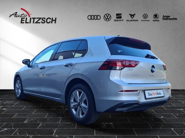 Fahrzeugabbildung Volkswagen Golf VIII TSI LED Navi AID ACC RFK SH LM