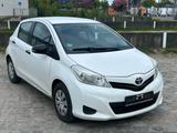 Toyota Yaris Basis -Euro5-Hu:Neu- - gebrauchte Toyota Yaris aus dem Jahr 2013