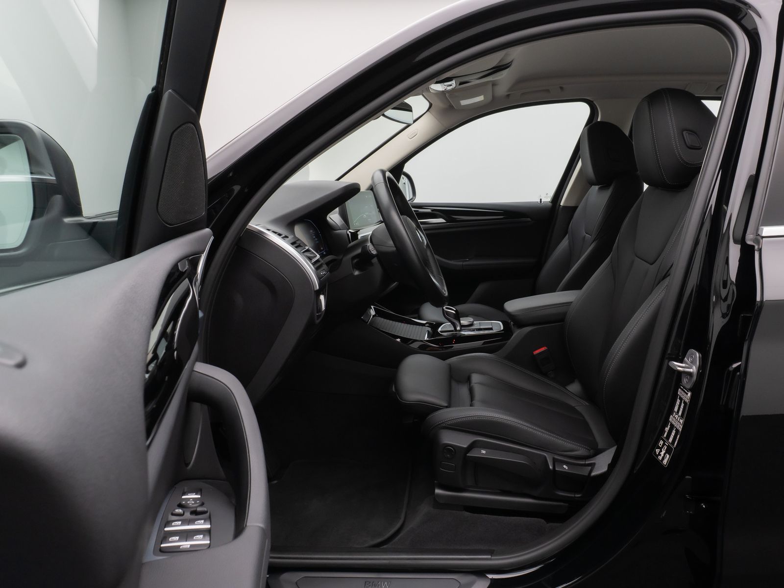 Fahrzeugabbildung BMW X3 xD20i Kamera DAB HiFi Leder M Sport 19Zoll