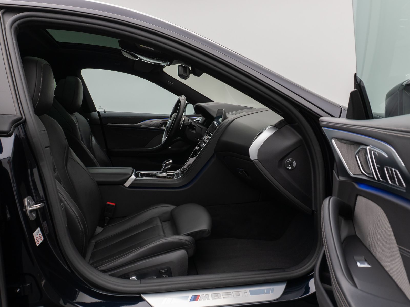 Fahrzeugabbildung BMW M850i xD GranCoupé Panorama Laser H/K SoftCl 20"