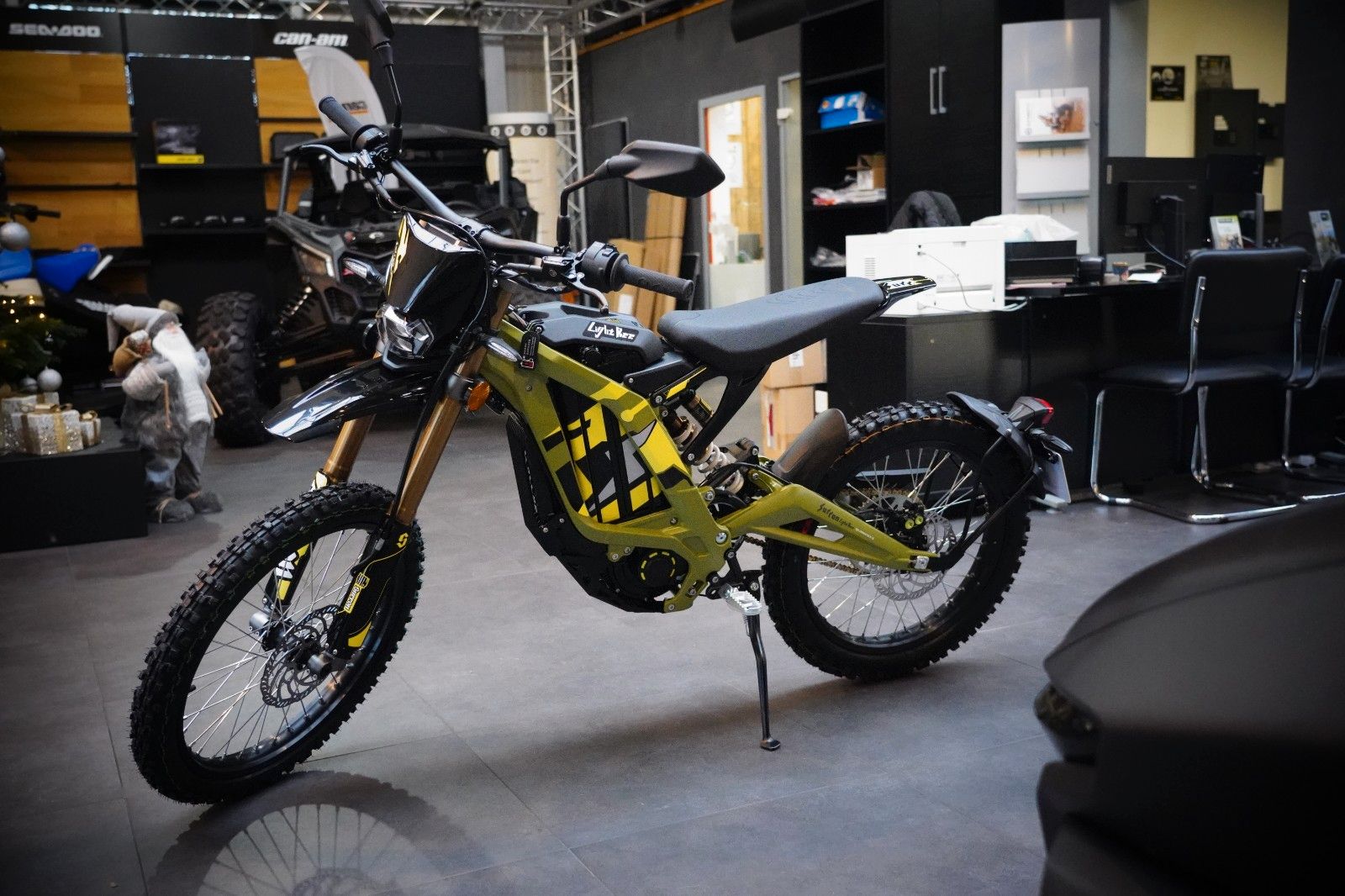 Fahrzeugabbildung Sur-Ron Lightbee L1E Straßenzulassung