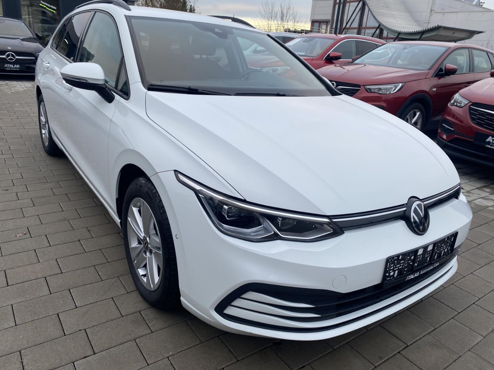 Volkswagen Golf VIII 2.0 TDI Variant Life