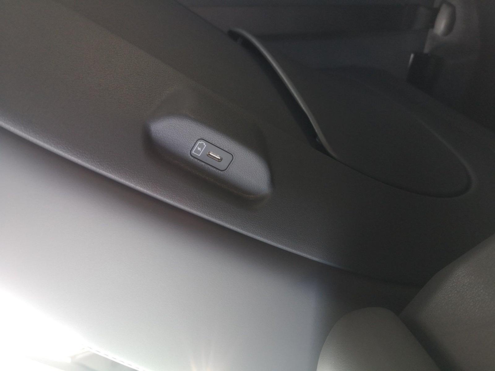 Kia EV3 81 kW/h Earth ACC KeyLess LED Navi PDC LM