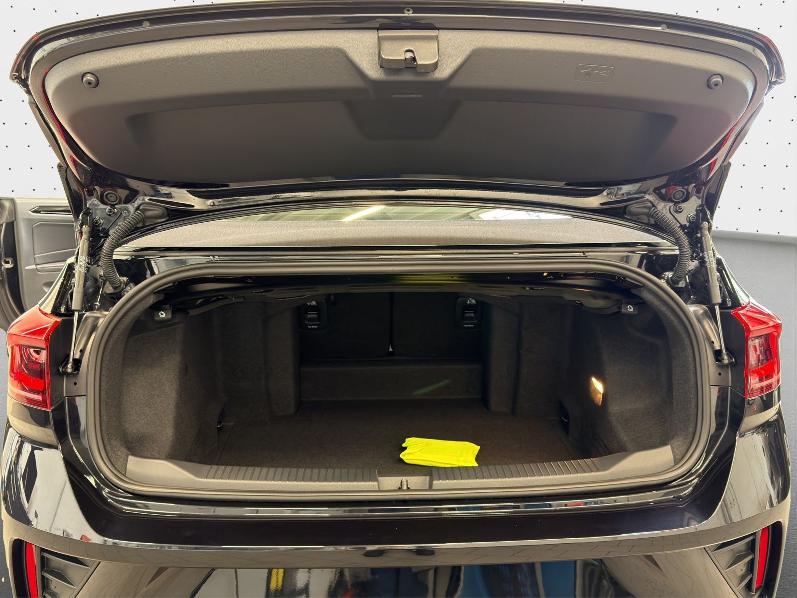 Volkswagen T-Roc - Bild 11