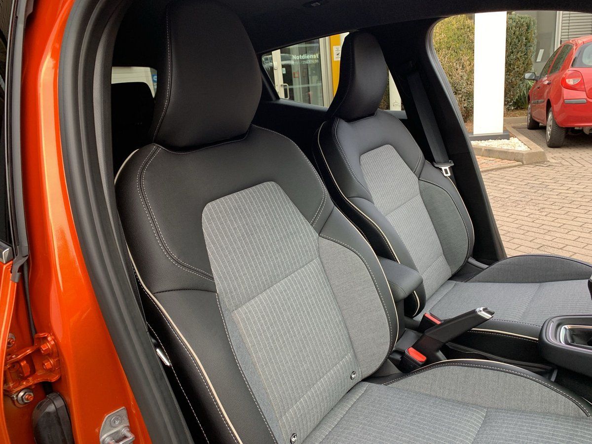 Renault Clio - Bild 25