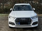 Audi Q5 2.0 TFSI S tronic quattro sport - Audi Q5 Gebrauchtwagen in Stuttgart
