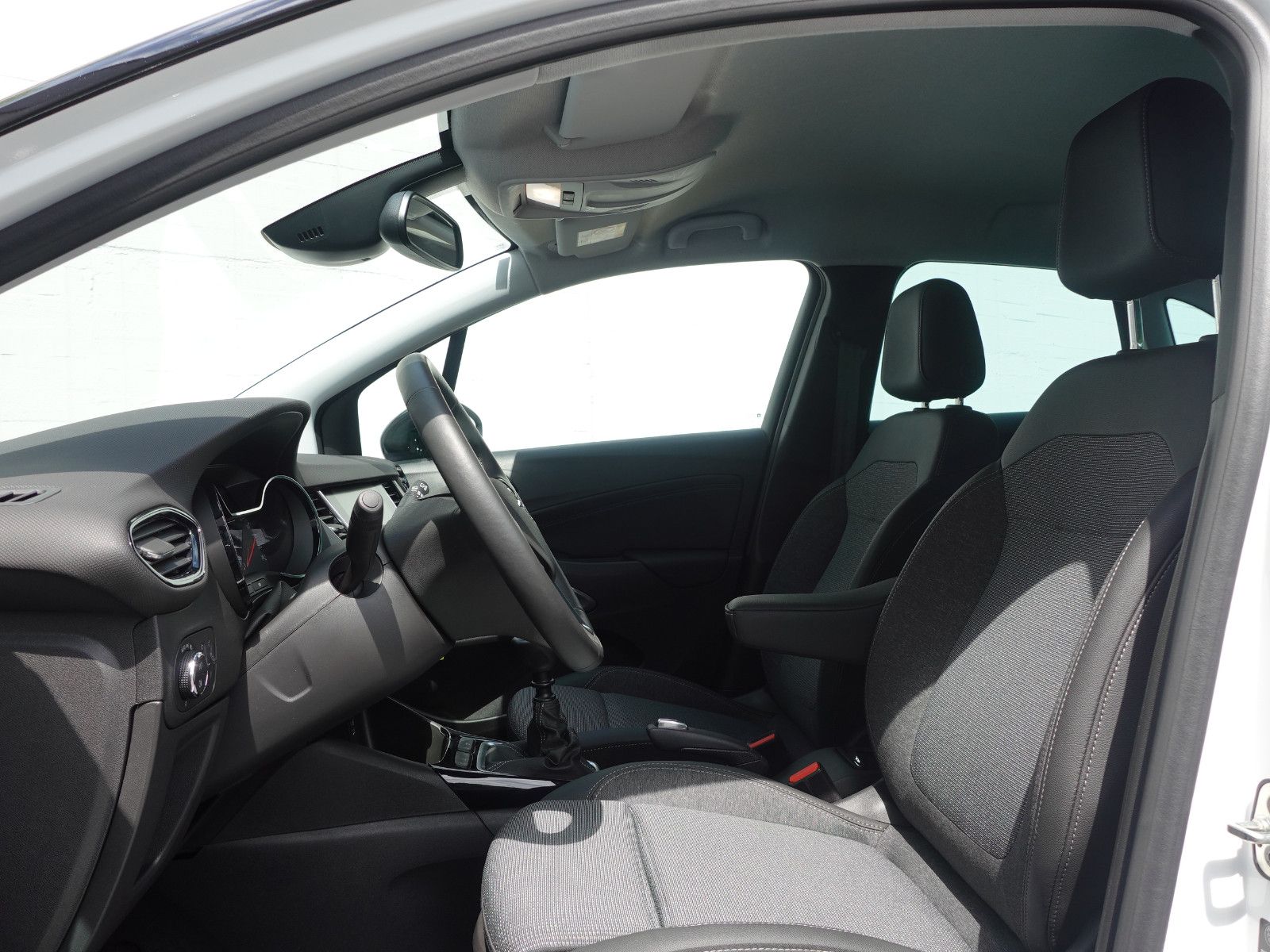 Fahrzeugabbildung Opel Crossland Elegance 1.2T,Navi,Kamera,Sitzhz,Allw.