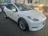 Tesla MODEL Y LONG RANGE DUAL MOTOR AWD PANORAMA|LEDER - Tesla Model Y Gebrauchtwagen in Berlin