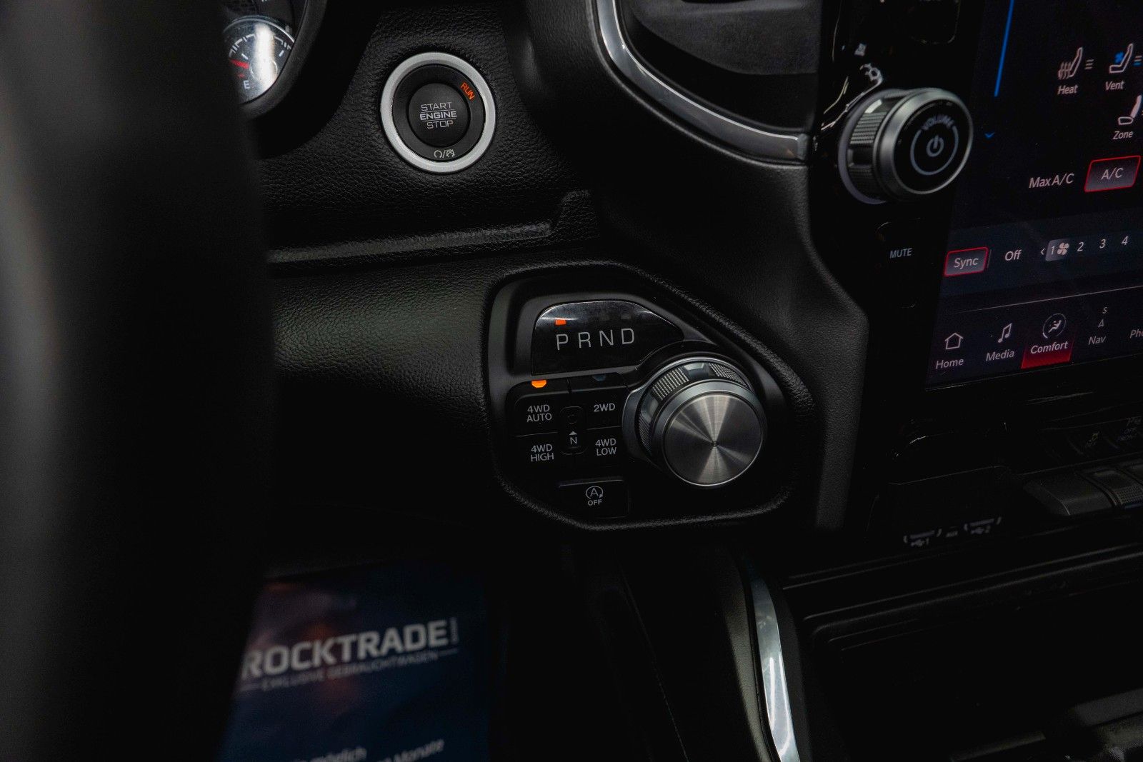 Fahrzeugabbildung Dodge RAM 3.0 MY 25 TWIN TURBO LARAMIE Night Pano ACC