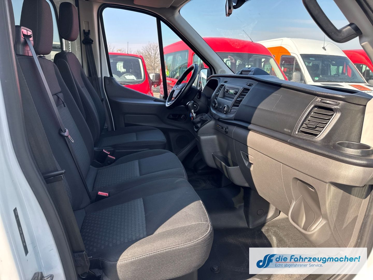 Fahrzeugabbildung Ford Transit Kombi 350 L3 Trend Lift Temp Tel.-Vorb.