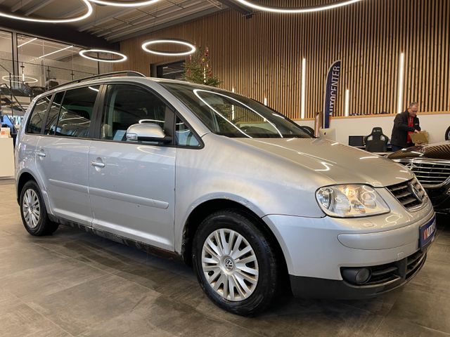 Volkswagen Touran Trendline*7 SITZER*AHK*TEMPOMAT*PDC*