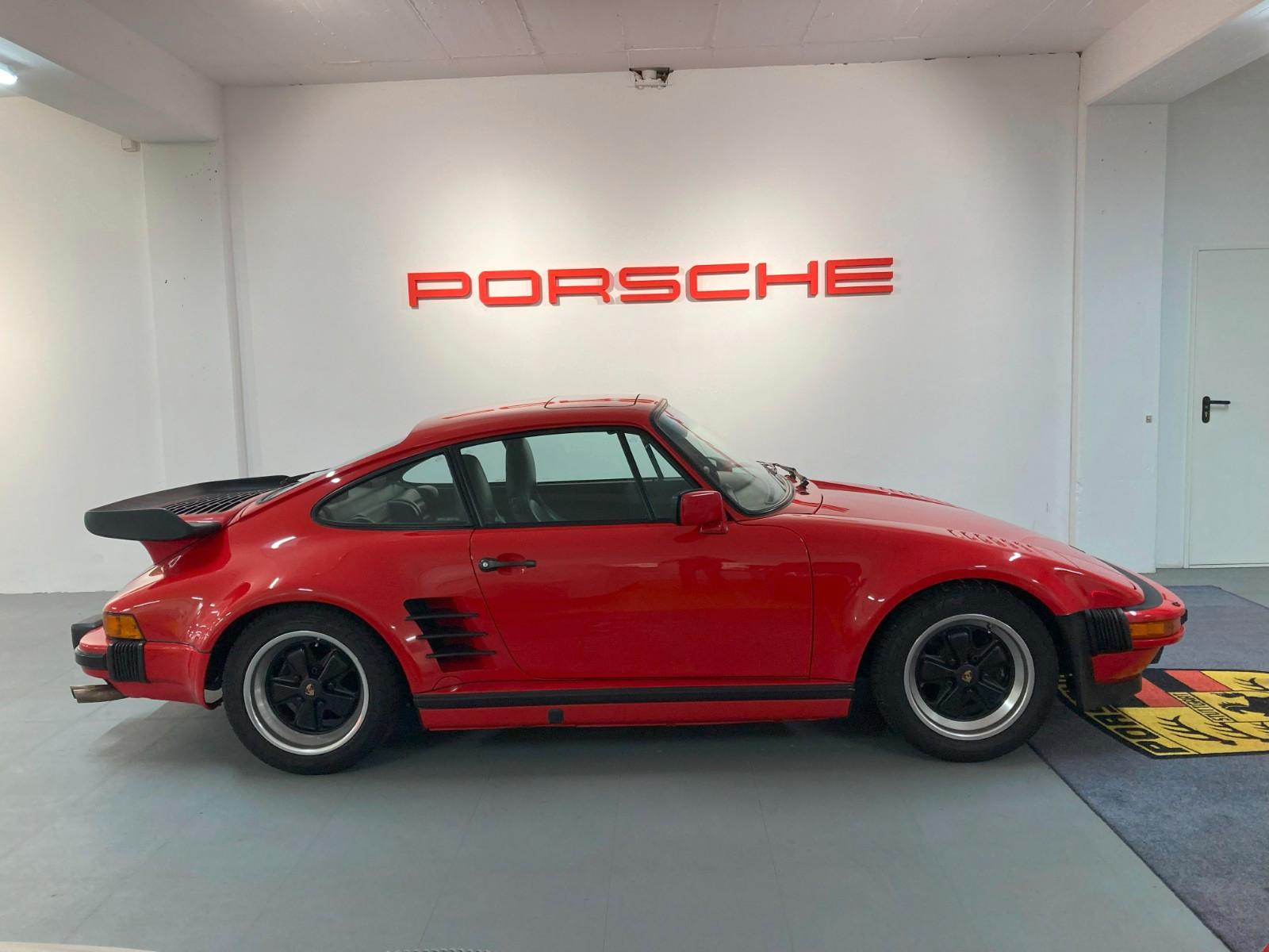 Porsche 930 Turbo S Werksflachbau Coupe Classic Data 2+