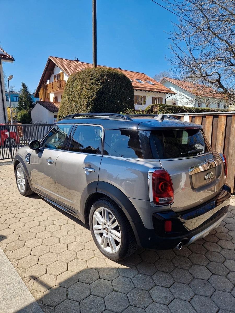 MINI Cooper Countryman 