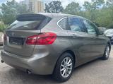 BMW 220 Active Tourer PDC Vollleder LED wenig KM! - : Allradantrieb, Van