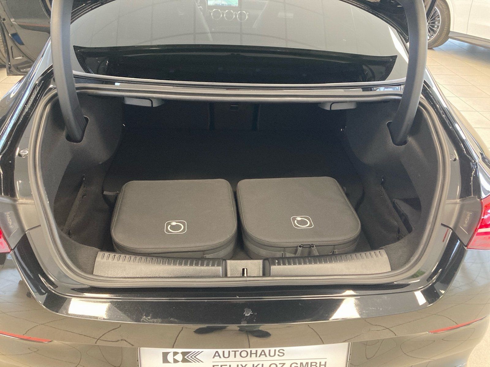 Fahrzeugabbildung Mercedes-Benz CLA 250 e AMG*Pano*Burme*MBeam*Distro*11kW*Night