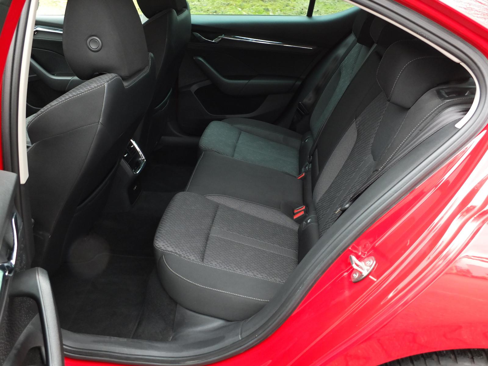 Skoda Octavia 2.0TDi STYLE NAVI BLUETOOTH PARKPILOT, миниатюра 6