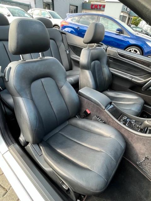 Mercedes-Benz CLK 320