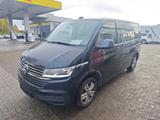 Volkswagen T6.1 Multivan 2.0 TDI Comfortline - blaue Volkswagen T6 Multivan