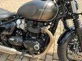 Triumph Bonneville Bobber neuwertig!!! - TRIUMPH BONNEVILLE BOBBER
