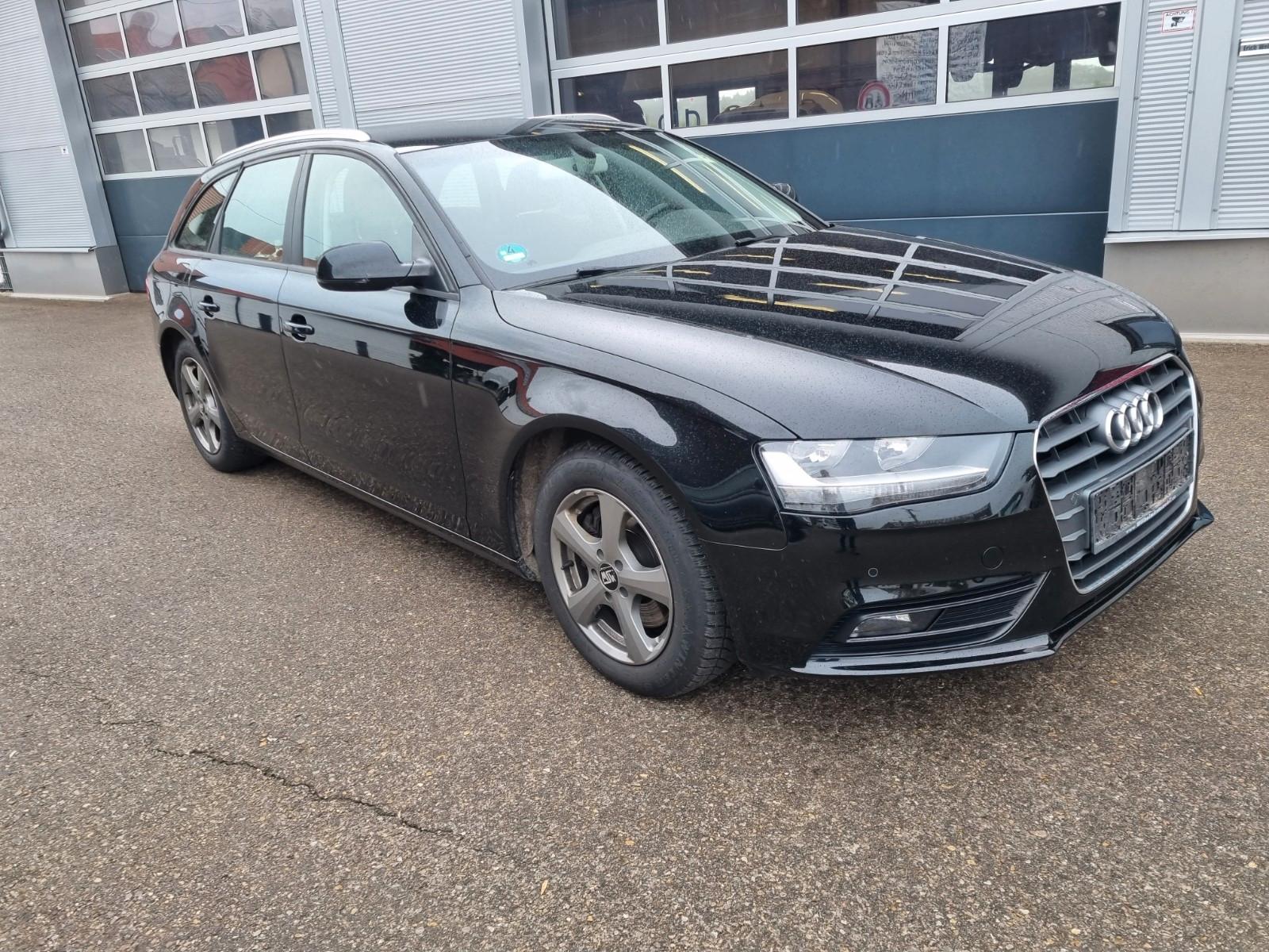 Audi A4 Avant Attraction,Navi,Shz,PDC,8 x Alu